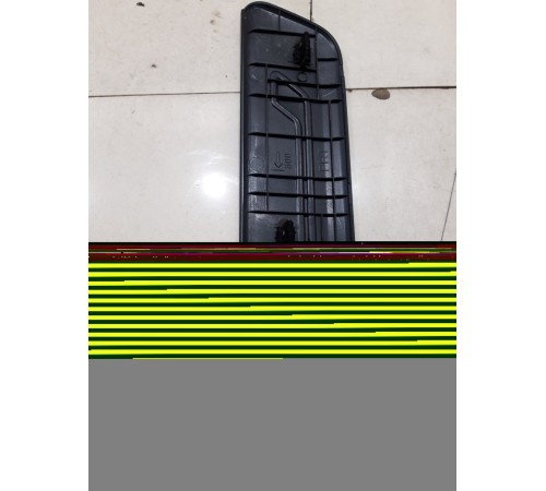 Накладка порога (передняя, левая)