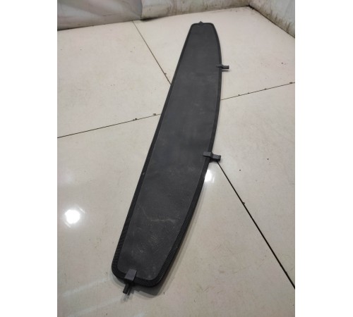 Шторка багажника