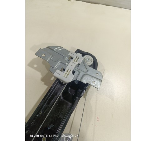 Стеклоподъемник электрический передний левый 