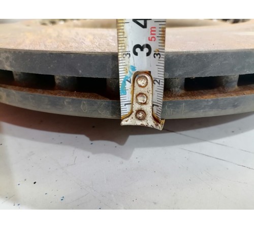 Тормозной диск передний