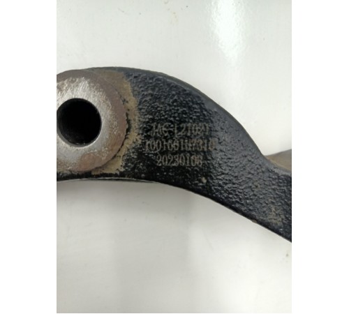 Кронштейн двигателя