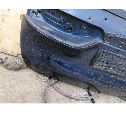 Дверь багажника со стеклом