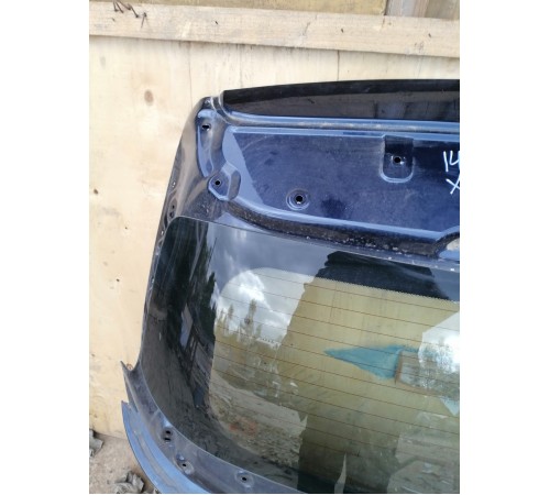 Дверь багажника со стеклом