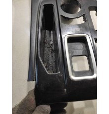 Накладка центральной консоли с подстаканниками