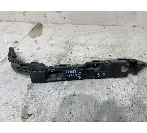 Кронштейн заднего бампера правый