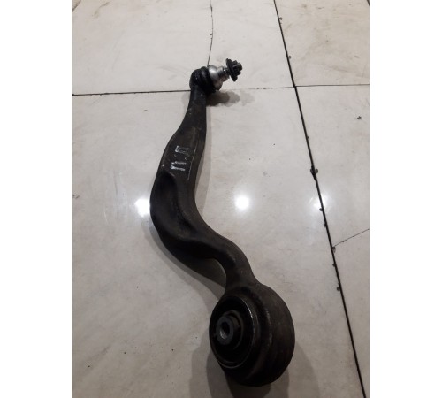 Рычаг подвески(передний правый)