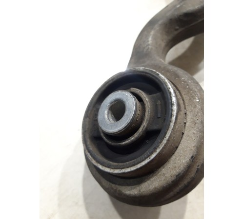 Рычаг подвески(передний правый)