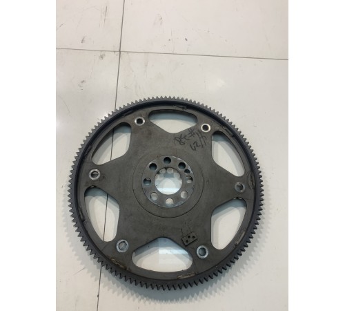 Маховик двигателя