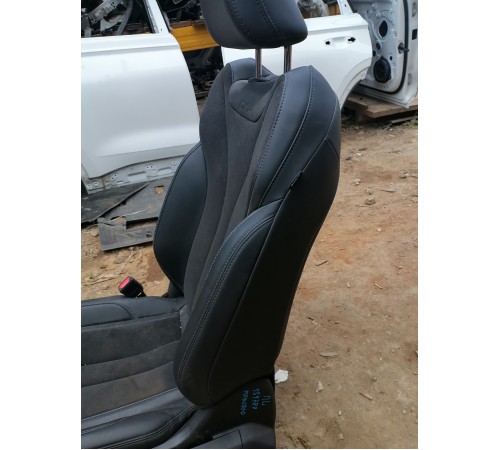 Сиденье переднее левое