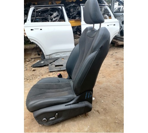 Сиденье переднее левое