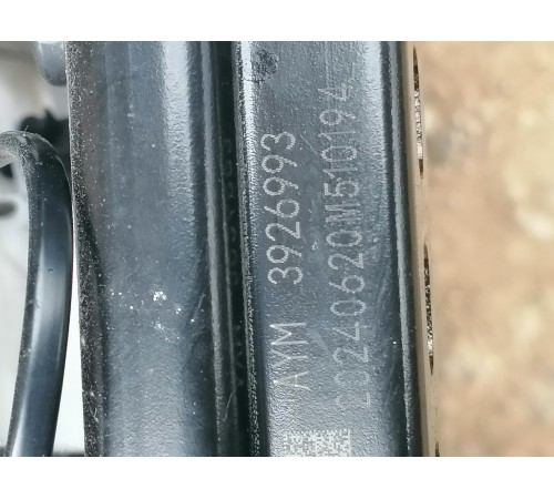 Сиденье переднее левое