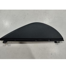 Накладка торпедо боковая(правая)