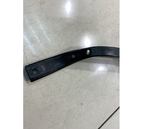 Распорка (подкапотная)