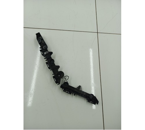 Кронштейн бампера задний правый