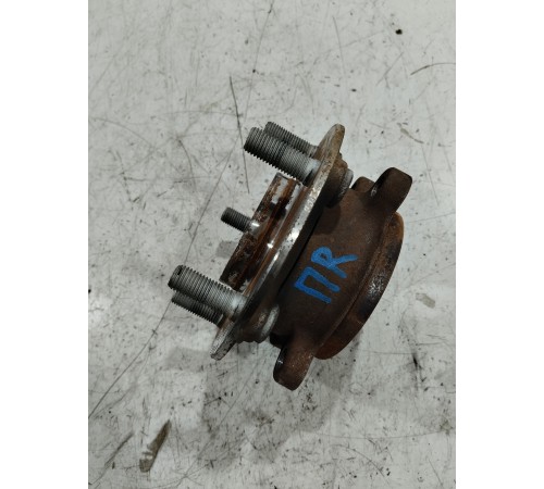 Ступица передняя правая