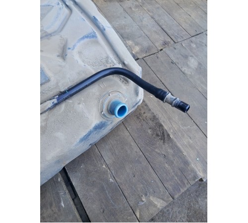 Бак топливный