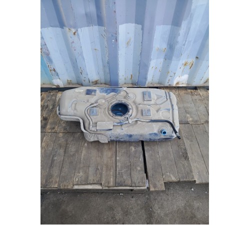 Бак топливный