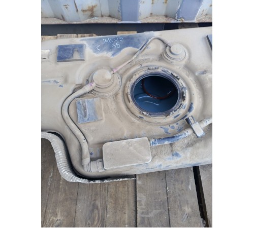 Бак топливный