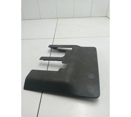 Накладка заднего ряда сидения правая