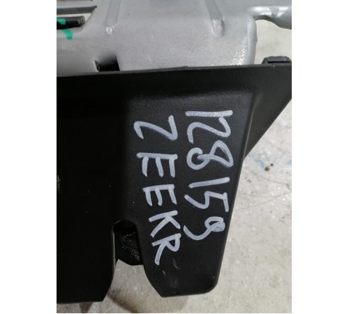 Замок крышки багажника