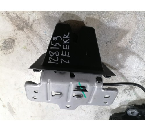 Замок крышки багажника