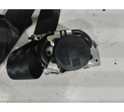 Ремень безопасности (передний левый)