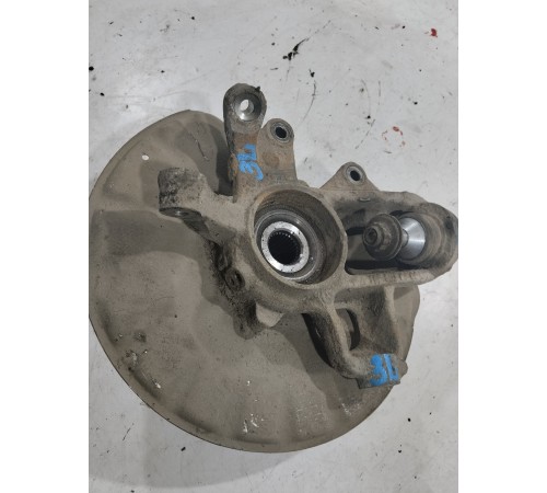 Кулак поворотный задний левый