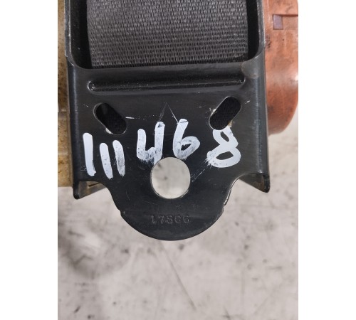 Ремень безопасности (задний средний)