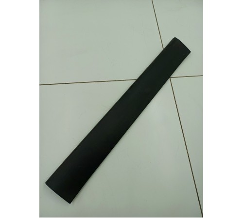 Накладка порога передняя правая