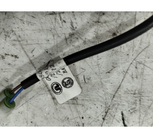 Кнпока открывания багажника