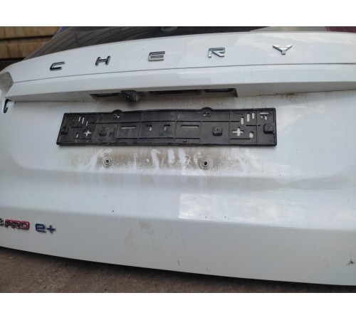 Крышка багажника в сборе