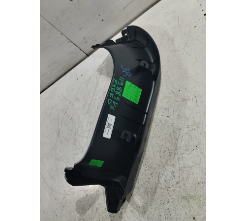 Обшивка крышки багажника правая