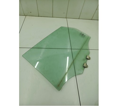 Стекло двери заднее левое