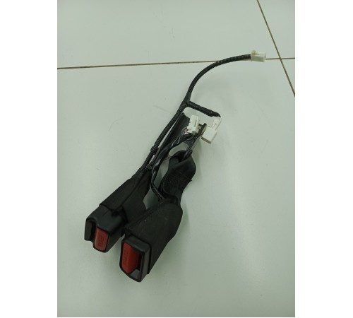 Ответная часть ремня безопасности задняя правая