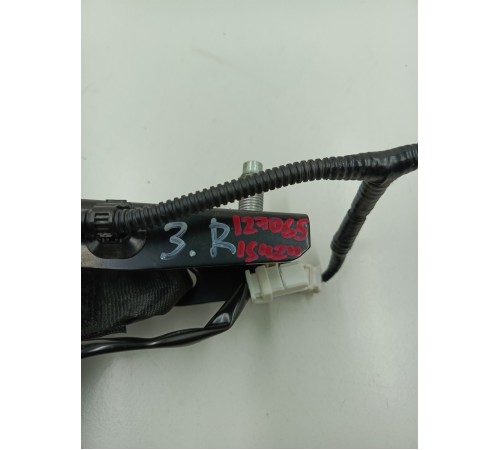 Ответная часть ремня безопасности задняя правая