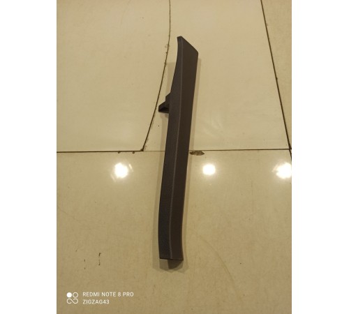 Накладка стойки передняя левая