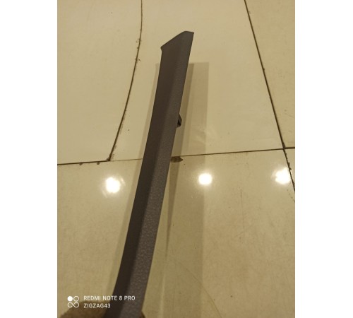 Накладка стойки передняя левая