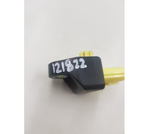 Датчик удара задний левый