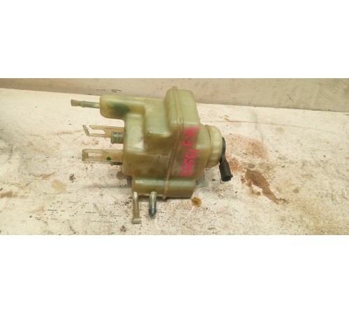 Бачок главного тормозного цилиндра