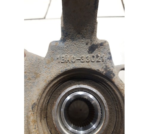 Кулак поворотный(передний правый)