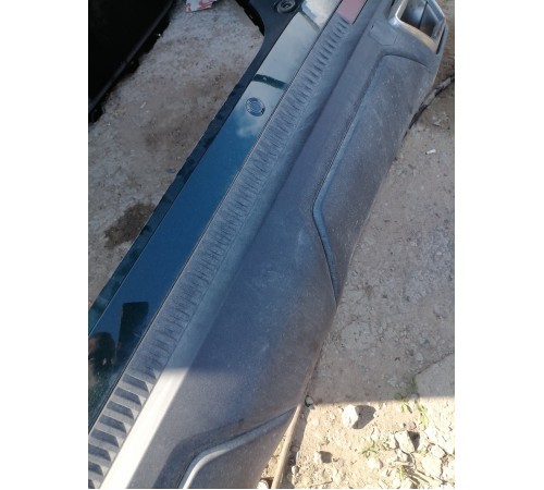 Бампер задний в сборе