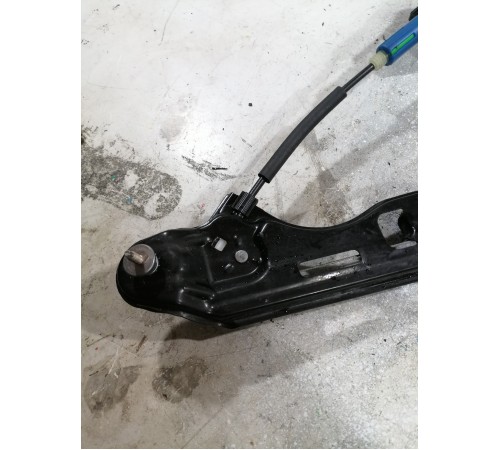 Стеклоподъёмник двери задний левый