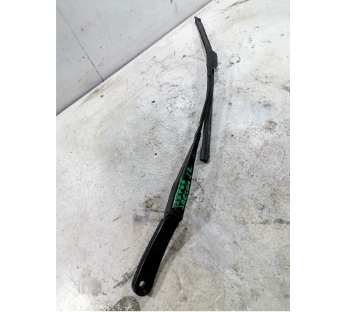 костыль стеклоочистителя левый