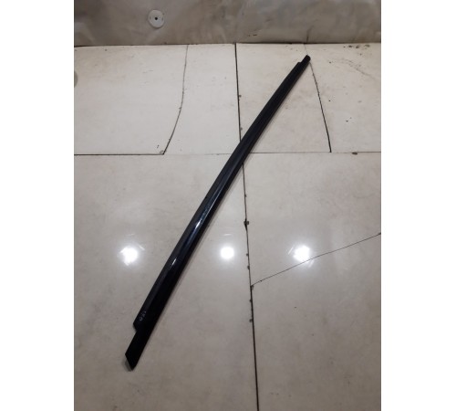 Уплотнитель стекла (задний левый наружный)