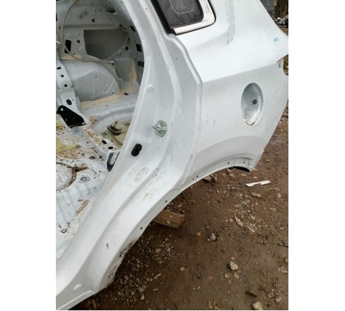 Крыло заднее левое