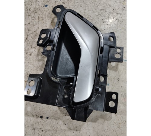 Ручка двери задняя левая внутренняя