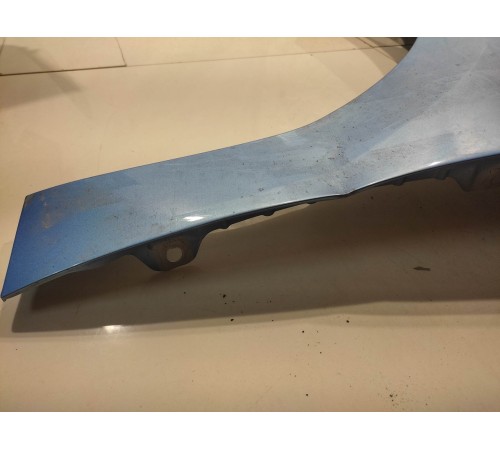 Крыло переднее левое