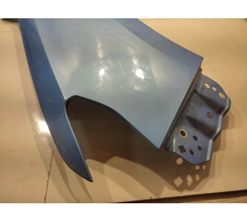 Крыло переднее левое