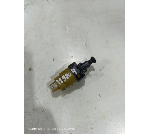 Датчик стоп сигнала