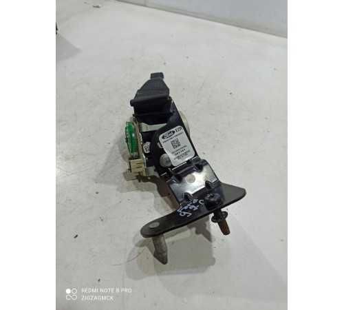 Ремень безопасности второго ряда